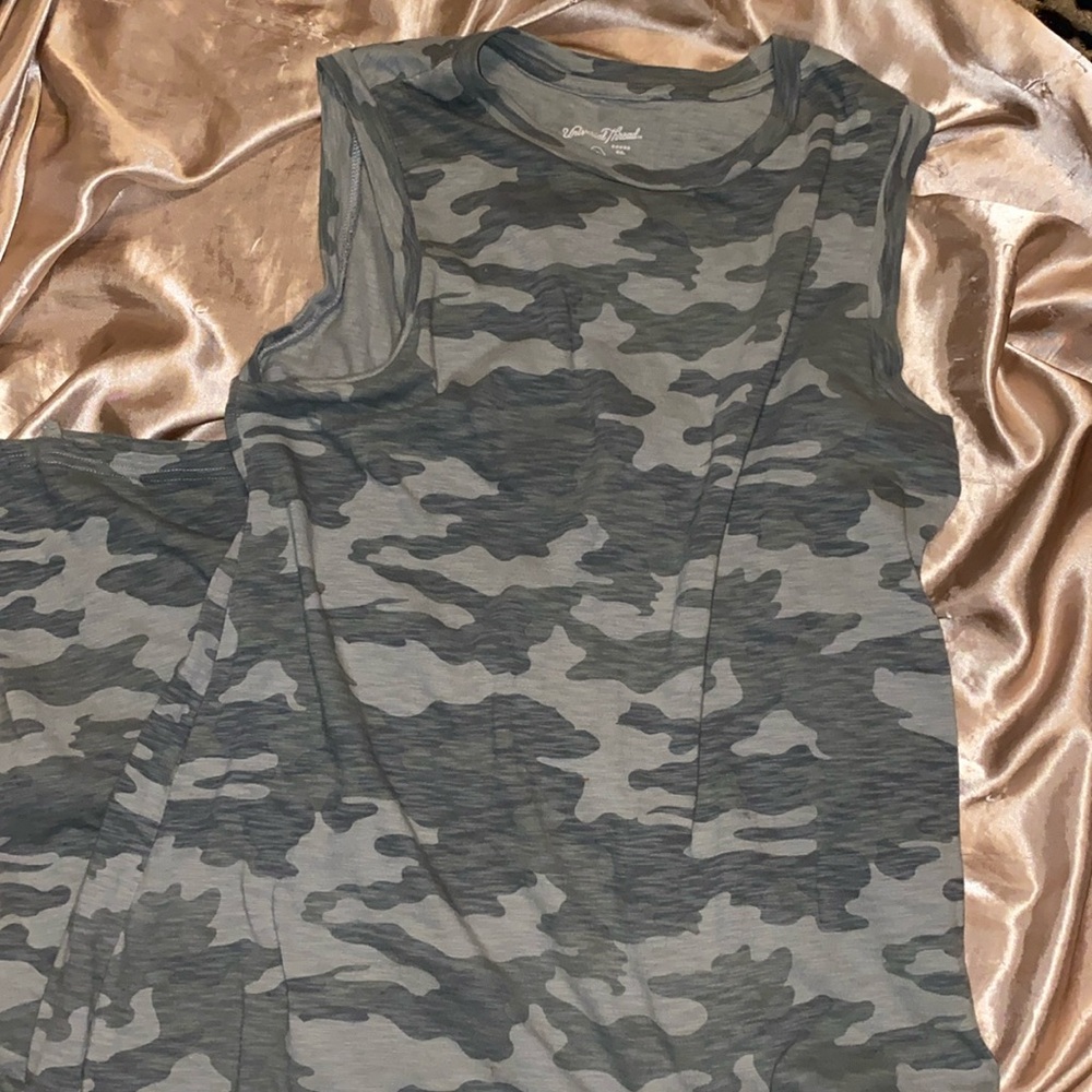Universal Thread Camo Maxi Dress | women’s size Large